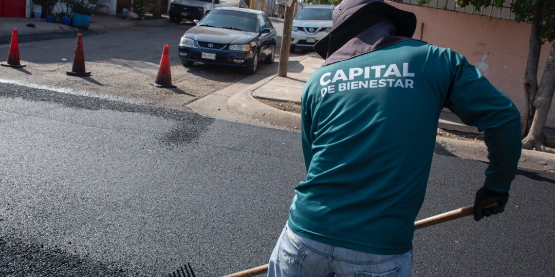 Culiacán mejora, Ayuntamiento avanza con labores de bacheo y reencarpetado