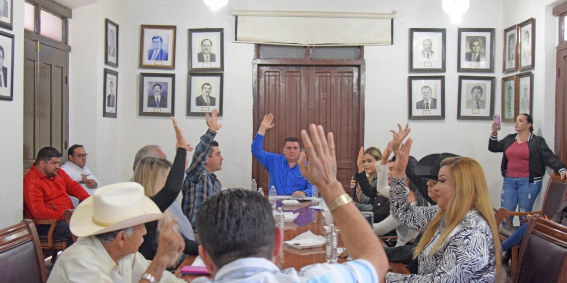 Cabildo de El Fuerte aprueba presupuesto de egresos para el ejercicio 2025.