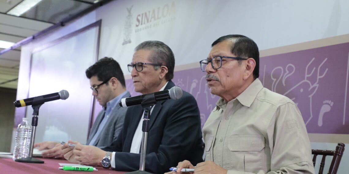 Fuerzas de Seguridad detienen a civiles, aseguran precursores químicos, pastillas, armamento, vehículos y domicilios: Secretario Mérida Sánchez