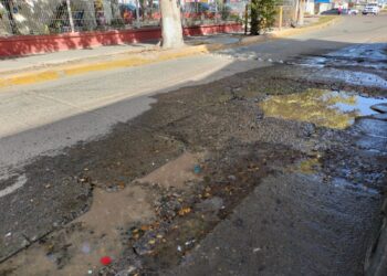 ¡Alerta! Reportan gran socavón en el Infonavit Macapule – NR | NOTICIAS