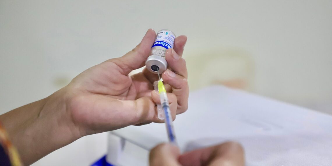 Secretaría de Salud de Sinaloa continúa este 2025 con brigadas activas de vacunación