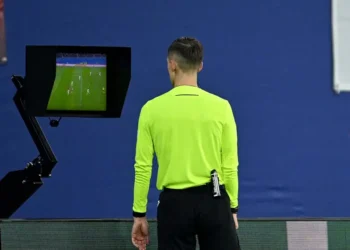 Piden abolir el VAR ‘en cuanto sea posible’