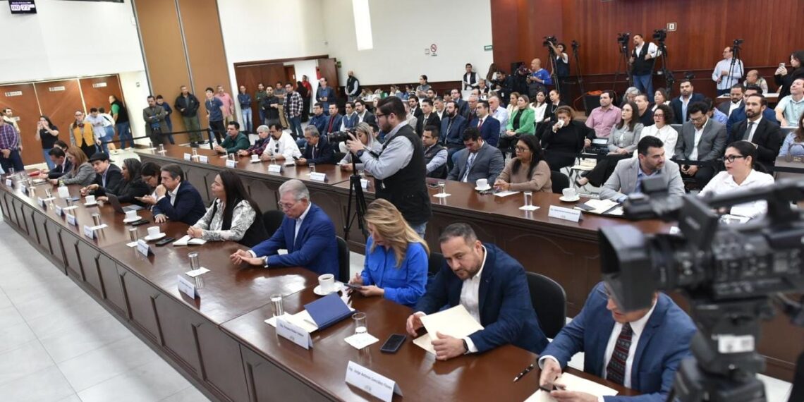 Consolidemos transparencia en manejo de recursos públicos, coinciden diputados