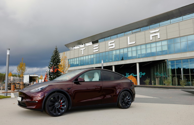 Tesla se suma a BMW para impugnar en tribunales los aranceles de la Unión Europea a vehículos eléctricos chinos