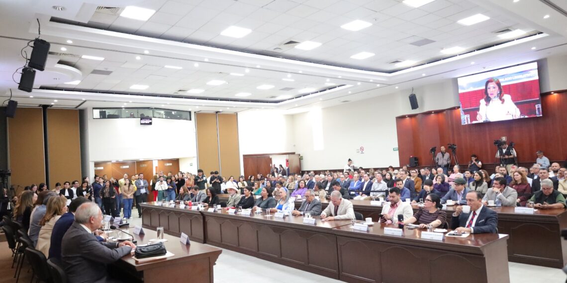 Sinaloa tiene educación humanista, integral e incluyente, reconocen diputados