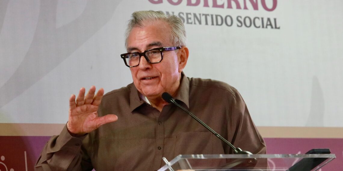 Gracias a los operativos de proximidad en las escuelas se mantiene la presencialidad de los alumnos: Rocha Moya