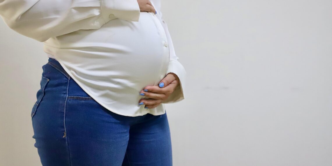 Cierra diciembre con 146 contratos de maternidad subrogada