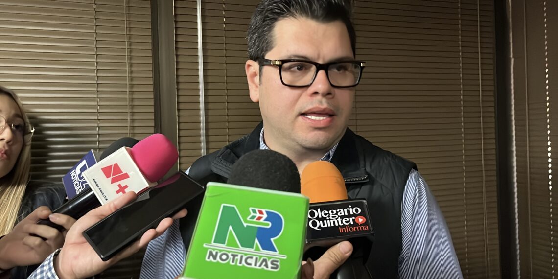 Roban vehículo oficial al titular de Obras Públicas de Sinaloa