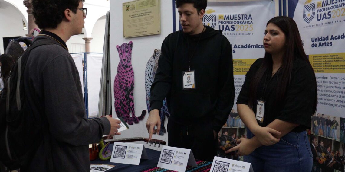 La UAS da muestra de su misión y quehacer en la Muestra Profesiográfica 2025 con actividades deportivas, culturales y de bienestar universitario