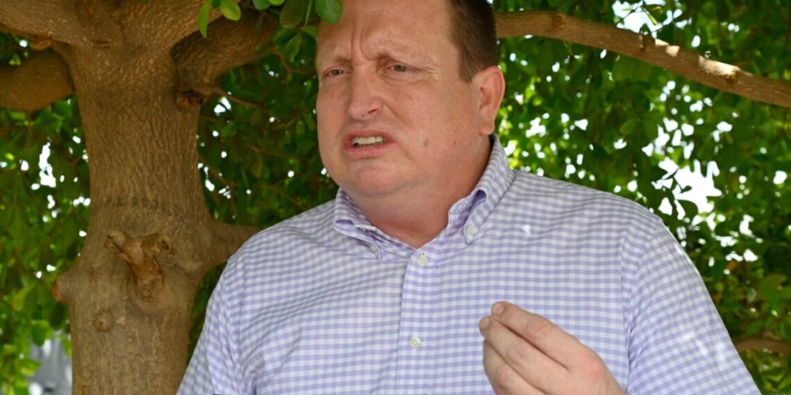 El acuerdo para culminar los procesos penales contra los Comités de Adquisiciones de la UAS fue apegado a la Ley; se privilegió la educación de miles de estudiantes afectados por el conflicto, señala Milton Ayala