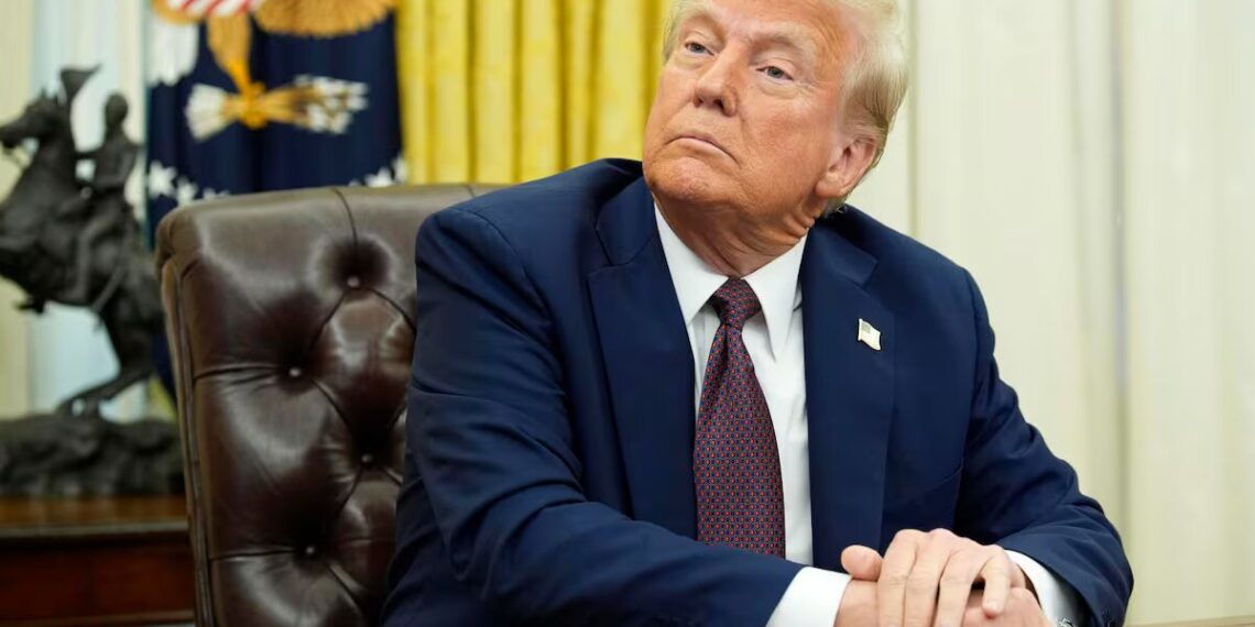 Trump sacude a EE.UU. y al mundo con una agitada primera semana en la Casa Blanca