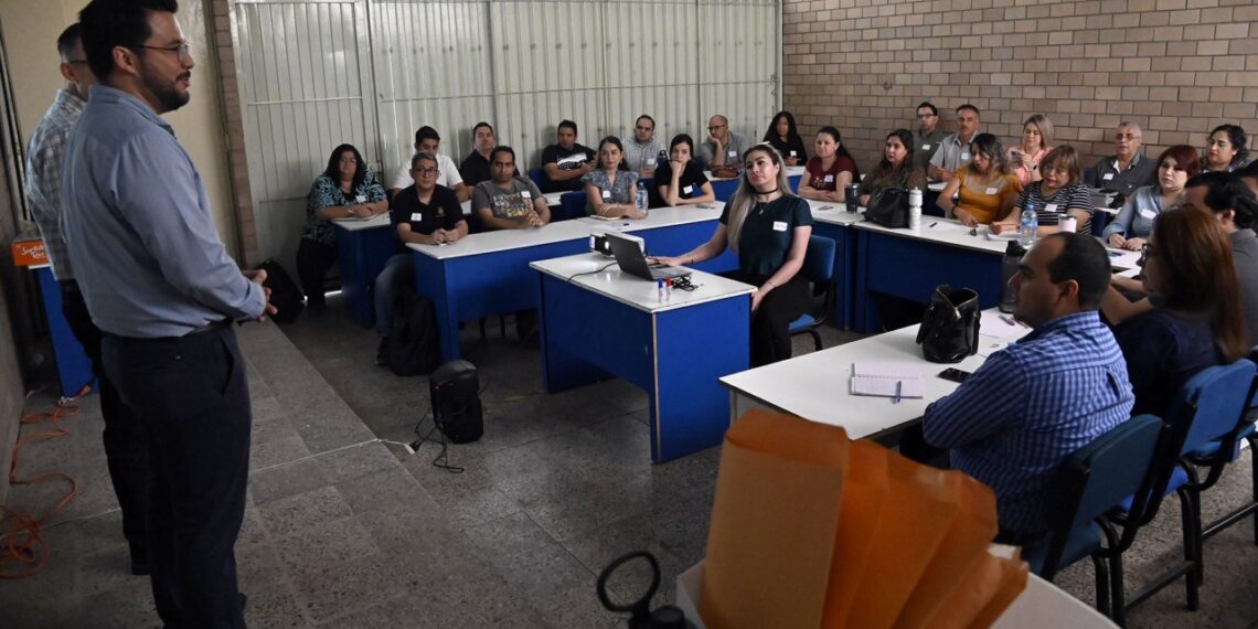Inicia la UAS la Semana de Actualización Docente y Disciplinar, periodo II del ciclo escolar 2024-2025; participan poco más de 7 mil 300 docentes