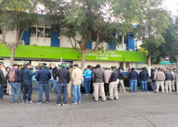 Trabajadores se manifiestan a la afueras de Japama por falta de pagos en la caja de ahorro – NR |  NOTICIAS 