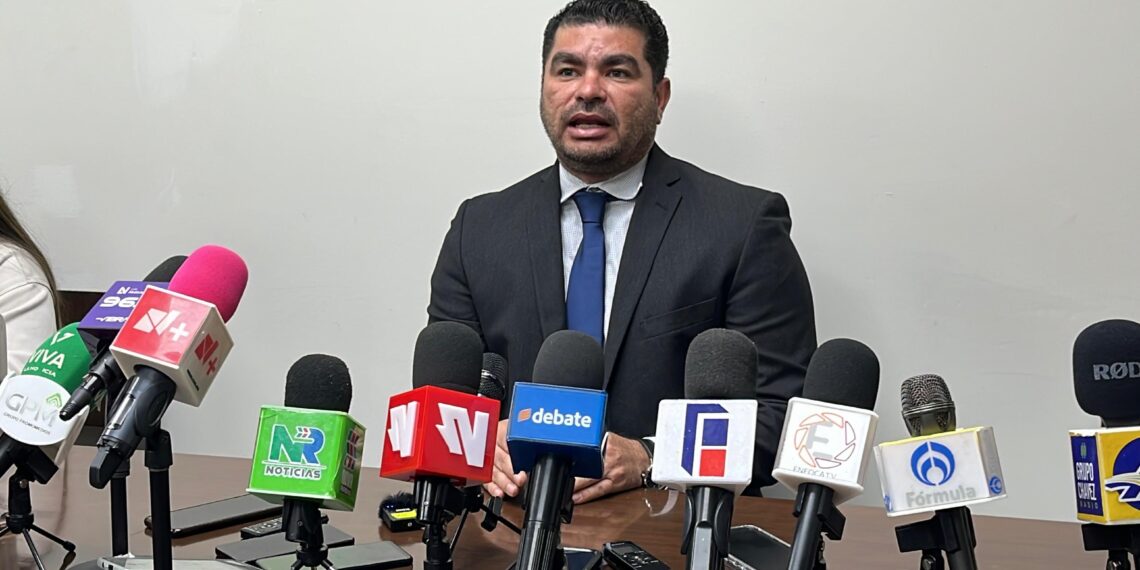 Quirino dejó endeudados a los sinaloenses, merece ser investigado y castigado: Rodolfo Valenzuela