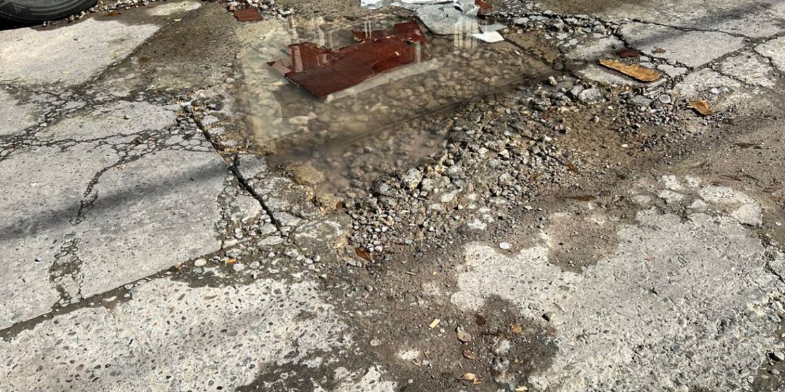 ¡Alerta! Vecinos de El Parque reportan fuga de agua potable – NR | NOTICIAS