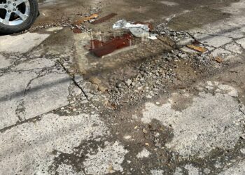 ¡Alerta! Vecinos de El Parque reportan fuga de agua potable – NR | NOTICIAS