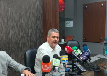 “No es correcta, es ilegal e inconstitucional”: Coparmex Los Mochis ante mantas en gasolineras – NR | NOTICIAS 