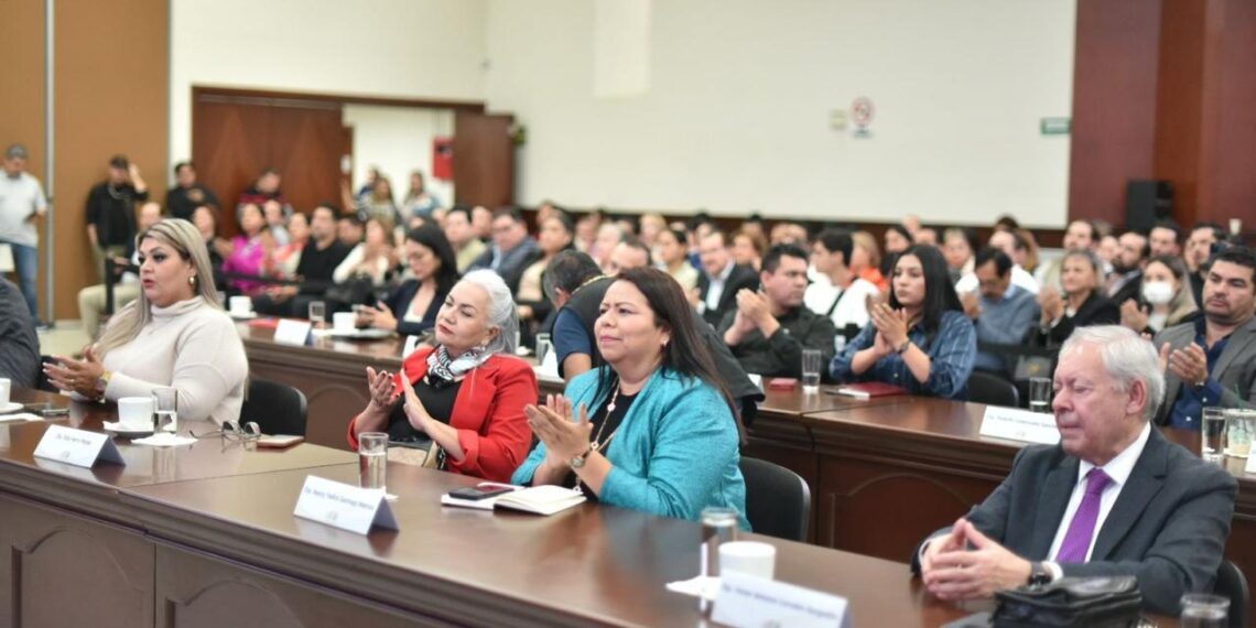 Sinaloa registra avances en salud reconocen diputadas y diputados