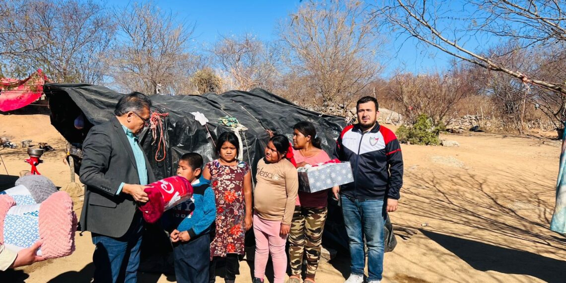 Entrega Servicios Regionales de El Fuerte apoyo invernal