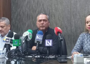 CER a favor de despejar áreas de estacionamiento NR | Noticias