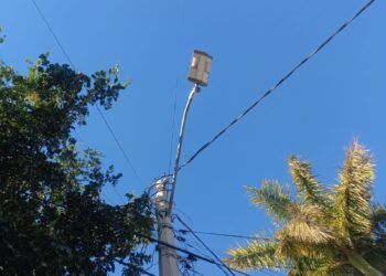 “Toda una cuadra sin alumbrado público”: Vecinos de la colonia centro NR | Noticias 