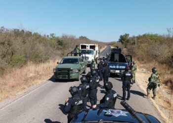 Base de Operaciones Interinstitucional recupera tres camiones de basura robados en Culiacán