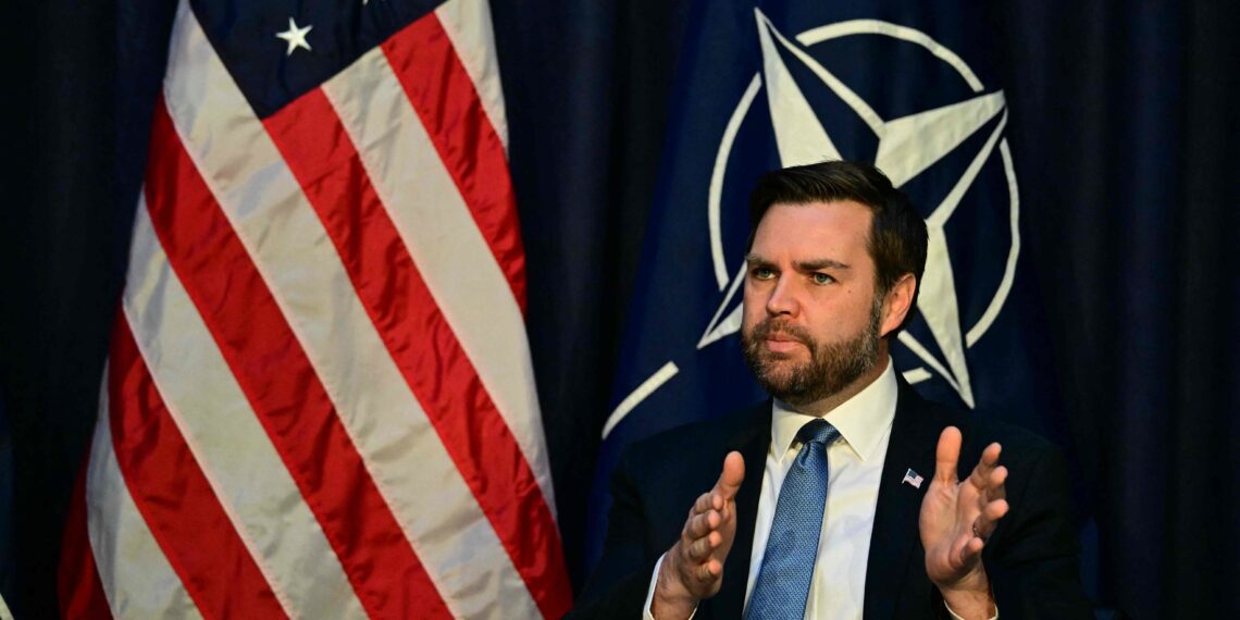 J.D. Vance amenaza con sanciones y acciones militares a Putin para que acepte acuerdo sobre Ucrania