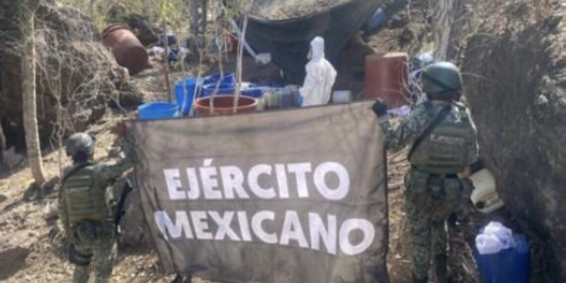 Aseguran 12 laboratorios clandestinos en Culiacán, Cosalá y Mocorito