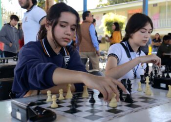 Con la participación de más de 90 estudiantes de bachillerato, la UAS puso en marcha su 3er Torneo Estatal de Ajedrez en la Preparatoria Emiliano Zapata