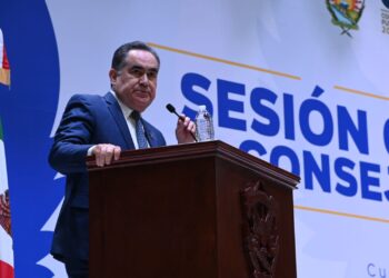¡Certidumbre laboral! Instruye el Rector a Recursos Humanos para que se entreguen titularidades en todas las unidades académicas y se homologue el salario en las cuatro unidades regionales