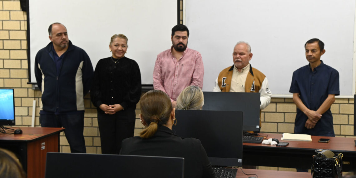 El Centro de Cómputo Universitario clausura el Diplomado en Tecnologías de la Información y Comunicación para los trabajadores administrativos