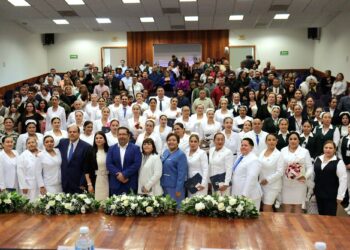 Con emotiva ceremonia se gradúa la generación 2023-2025 de la UAS en la Licenciatura en Enfermería Complemento de Nivel Técnico Profesional