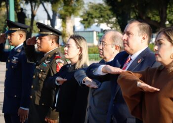 Gobierno de Sinaloa conmemora el 110 aniversario de la Fuerza Aérea Mexicana en acto cívico oficial