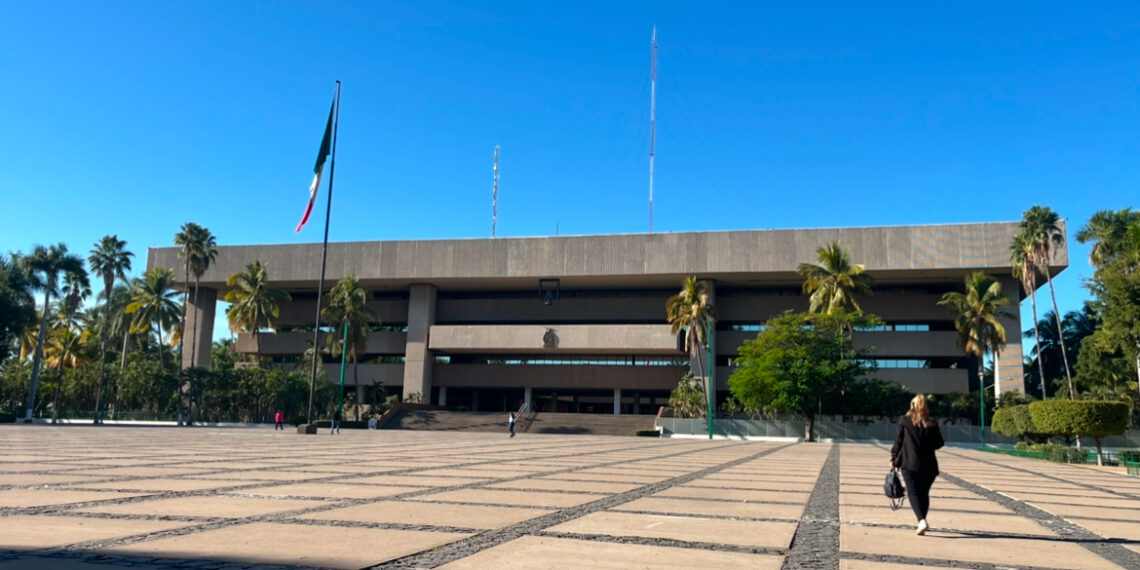 “Todos los involucrados deben comparecer”, dice FGE sobre adeudo al SAT de la administración de Quirino