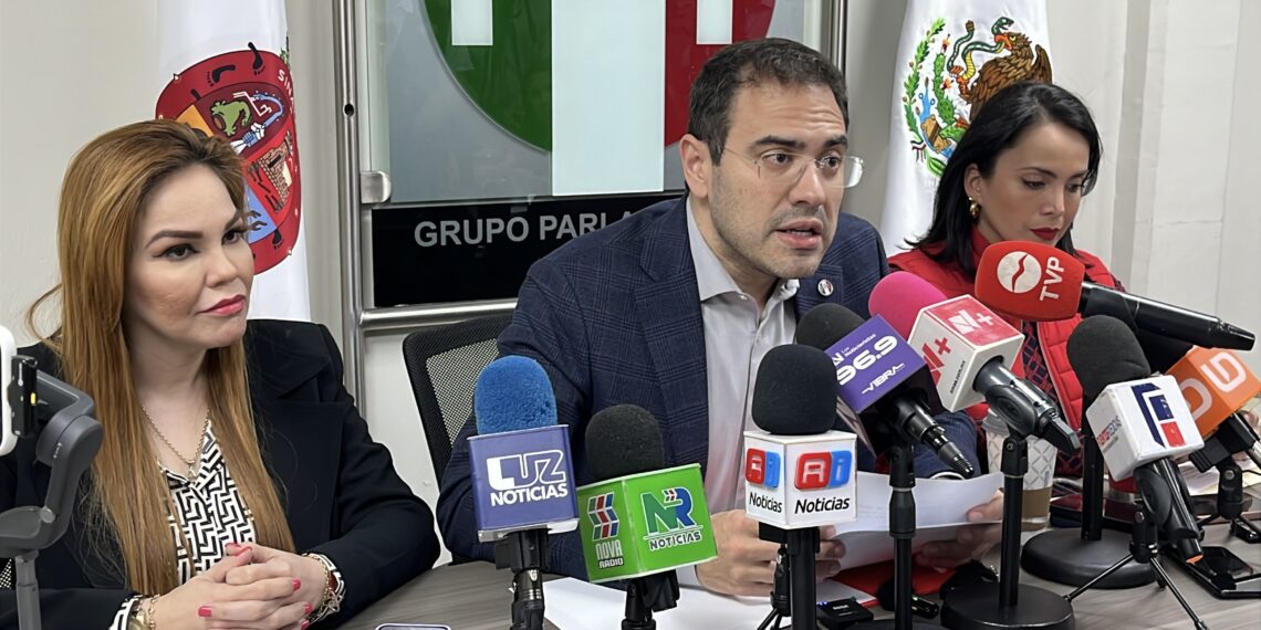 Morena prometió que litro de gasolina estaría a 10 pesos, hoy cuesta 26.99: Bernardino Antelo