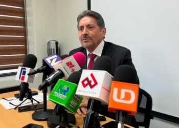 Presentan iniciativas en materia de salud e instituir el Día de la Médica y el Médico