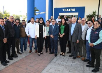 Exhorta el Rector Jesús Madueña a las y los universitarios a enarbolar las banderas de la unidad, la educación de calidad y la búsqueda de una paz duradera