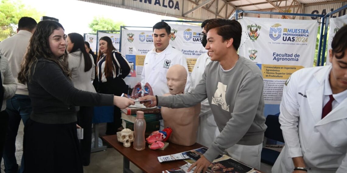 ¡De jóvenes para jóvenes! Con el abanico de opciones educativas, llega la edición 19 de la Muestra Profesiográfica UAS 2025 a la Unidad Regional Norte