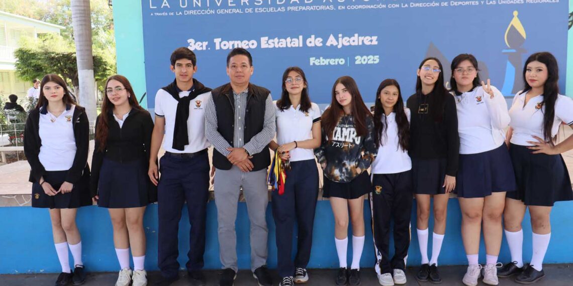 Seleccionan a alumna de la Preparatoria Emiliano Zapata de la UAS para representar a México en la Olimpiada Europea Femenil de Matemáticas en Kosovo