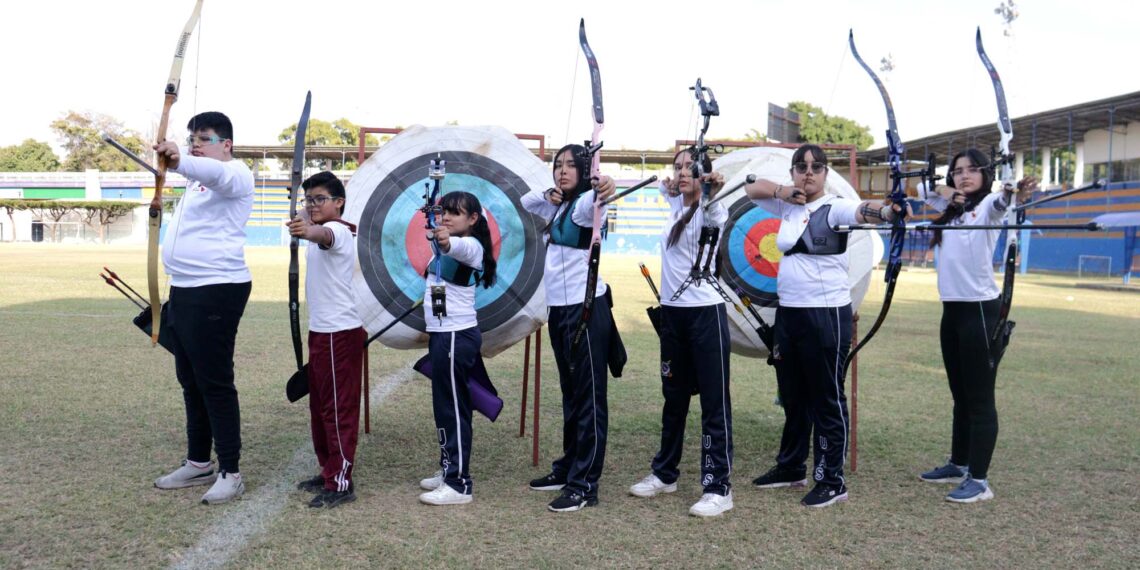 Invita la UAS a niñas, niños y jóvenes de entre 9 y 15 años de edad a formar parte de su Escuela de Tiro con Arco para integrar al representativo rosalino