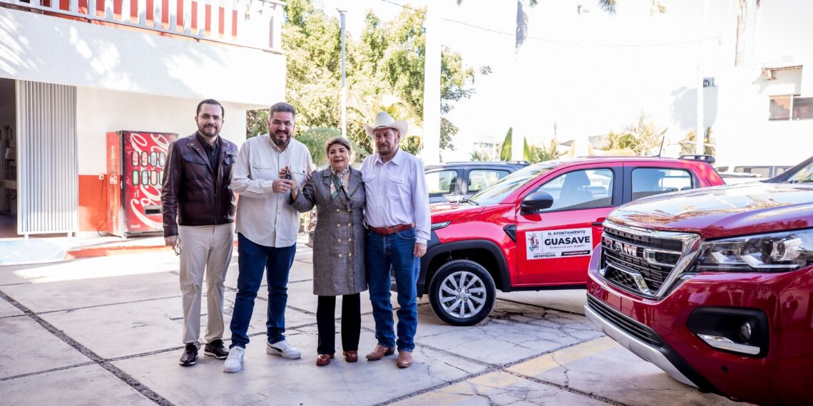 Modernizan parque vehicular de Obras Públicas; invierten 1.45 MDP