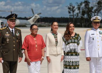 En Quintana Roo, Presidenta Claudia Sheinbaum conmemora el 110 aniversario de la fuerza aérea mexicana e inaugura la base aérea militar no.20
