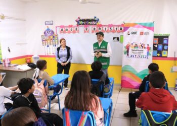 Lleva DIF Bienestar la campaña SanaMente a estudiantes de la primaria Dr. Mariano Romero en la sindicatura de Sanalona