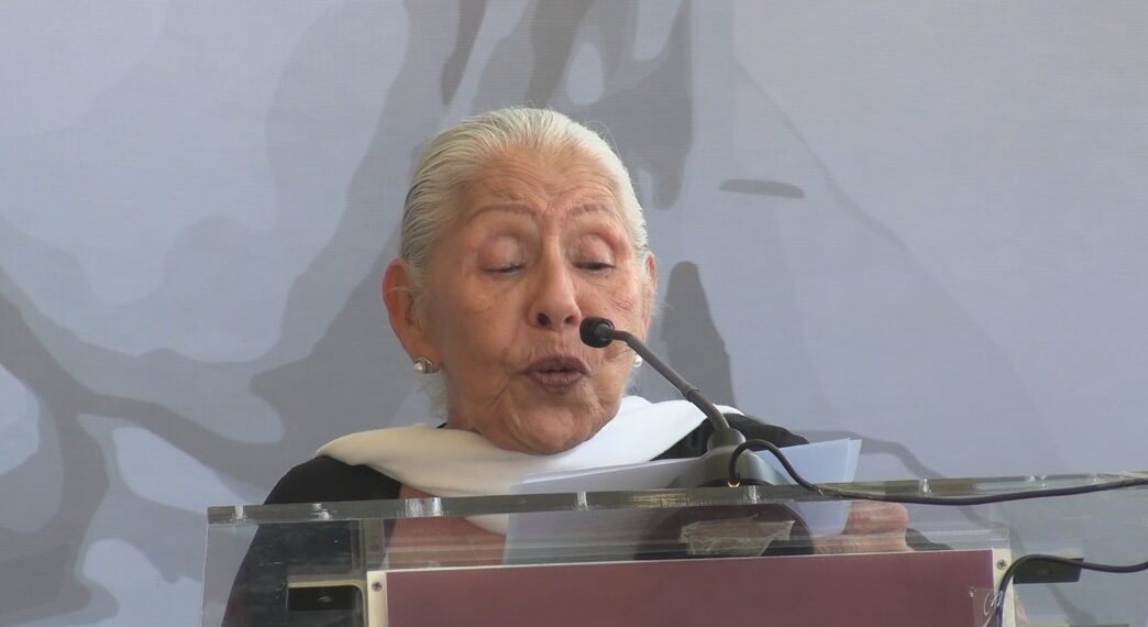 Martha Salazar, embajadora del valor, la cultura y la fortaleza de la mujer sinaloense: Rocha Moya al entregar el premio “Agustina Ramírez” a la reconocida actriz