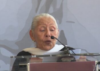 Martha Salazar, embajadora del valor, la cultura y la fortaleza de la mujer sinaloense: Rocha Moya al entregar el premio “Agustina Ramírez” a la reconocida actriz