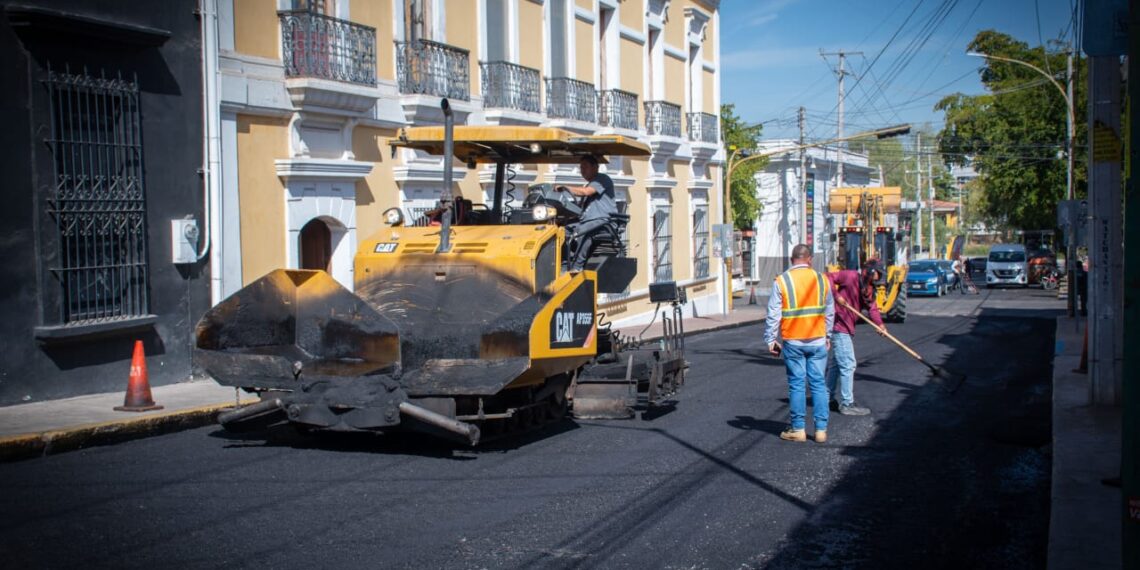 Transformación vial en marcha: Reencarpetan Ruperto L. Paliza y más calles