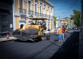 Transformación vial en marcha: Reencarpetan Ruperto L. Paliza y más calles