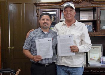 Gobierno de El Fuerte firma convenio con ISEJA para impulsar la alfabetización en el municipio
