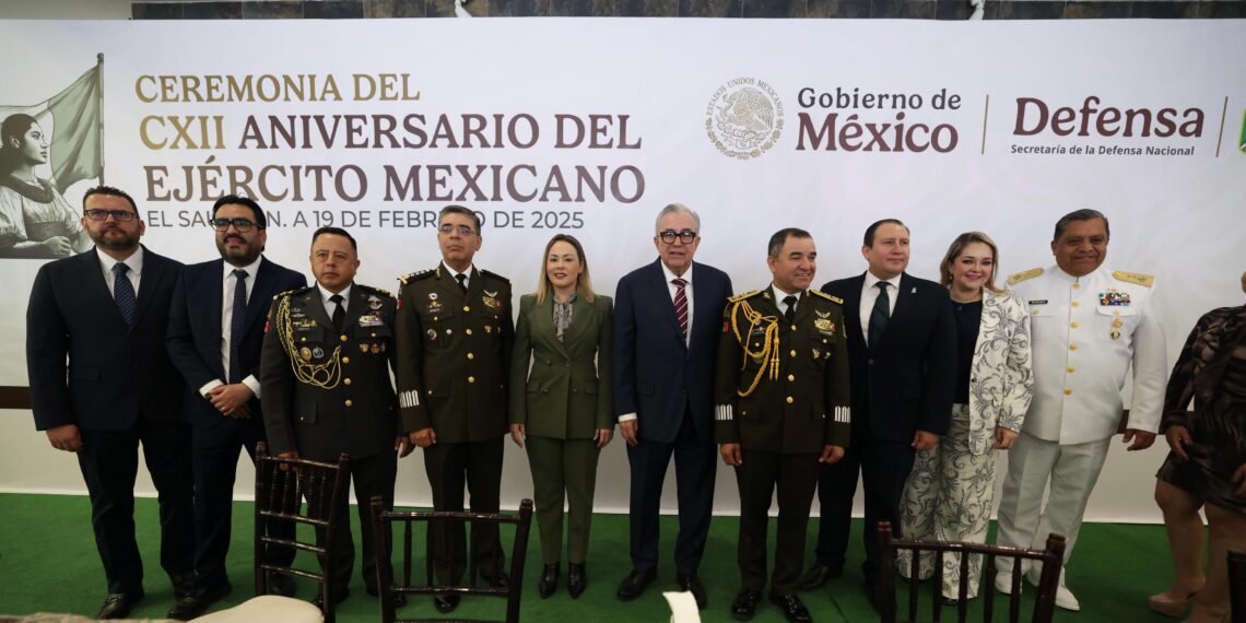 Nuestro Ejército es modelo de lealtad, compromiso con la patria, y salvaguarda de la paz nacional: Rocha