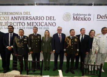 Nuestro Ejército es modelo de lealtad, compromiso con la patria, y salvaguarda de la paz nacional: Rocha